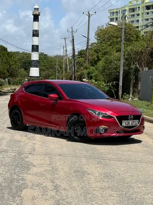 Mazda Axela 2016 Red