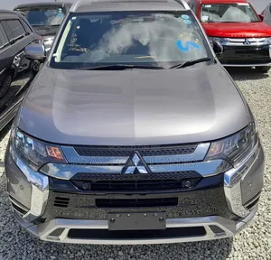 Mitsubishi Outlander 2.4 PHEV AWD 2018 Gray