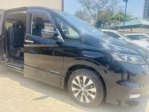 Nissan Serena 2018 Black