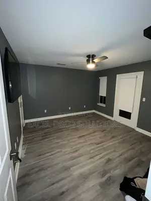 Luxury Wood Laminate Flooring – Warm Modern Look