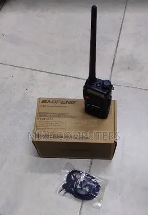 128ch 5w Fm Portable Two Way Radio With Headset