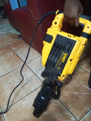Quality Dewalt Demolisher
