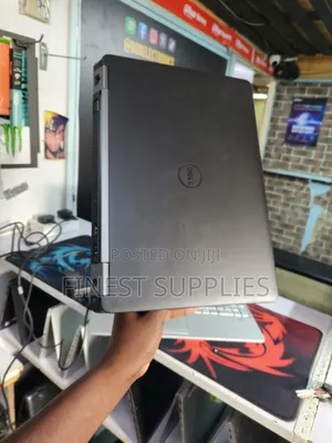 Laptop Dell Latitude 7400 2GB Intel Celeron HDD 128GB