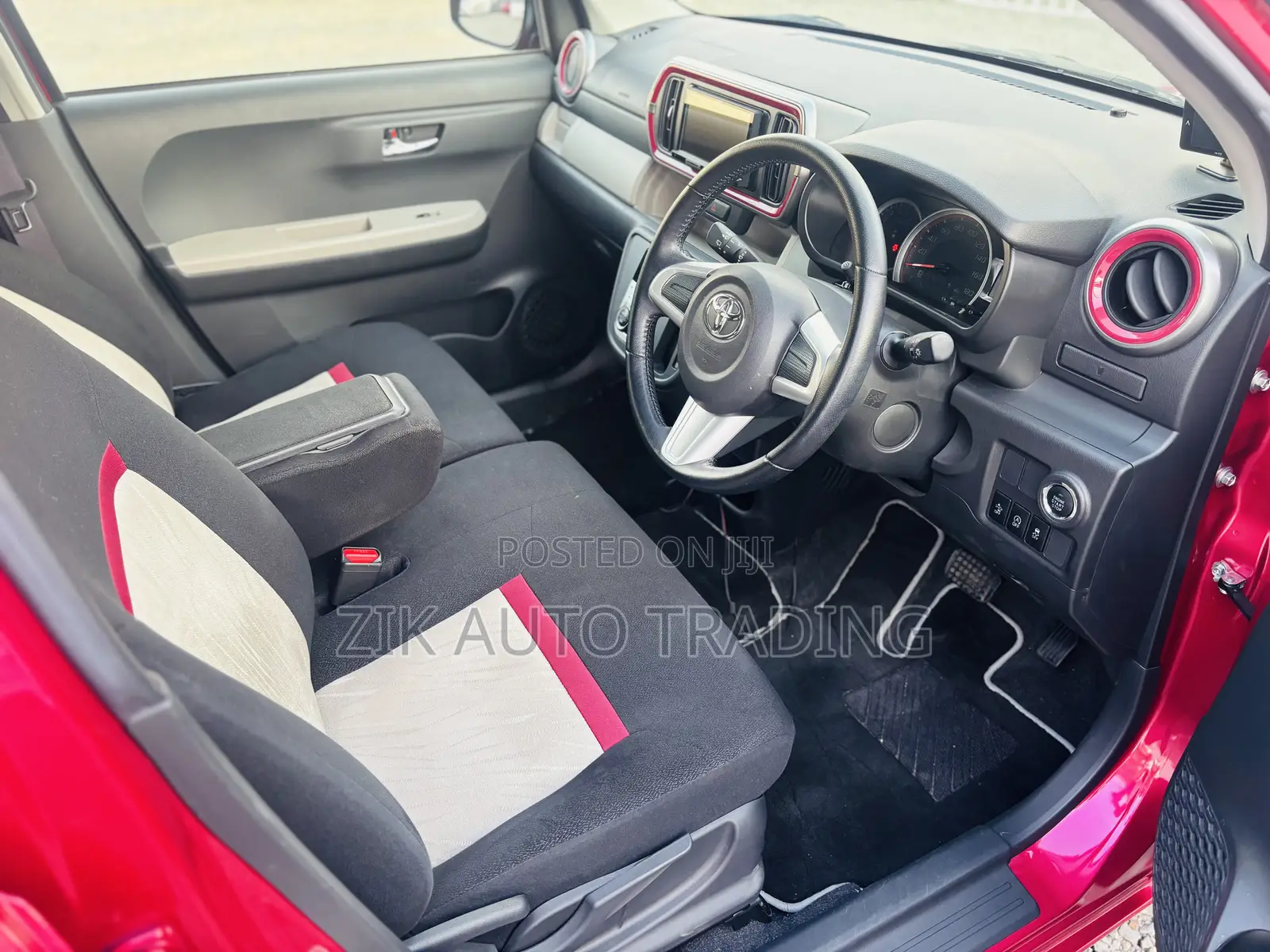 Toyota Passo 2018 Red