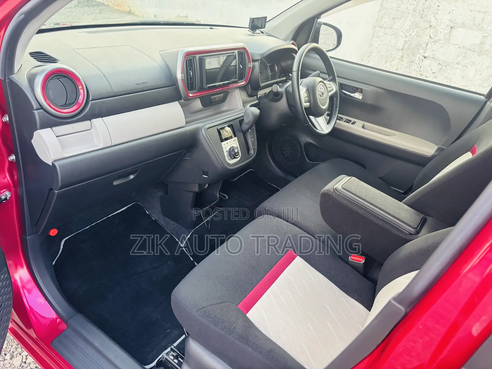 Toyota Passo 2018 Red