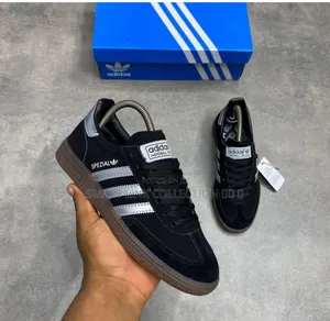 Adidas Spezial Sneakers