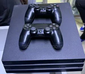 Neatly Used Chipped Ps4 Pro + 19 Games