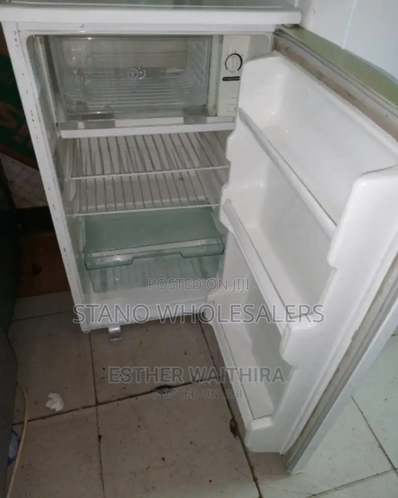 Mini Hisense Fridge 90l