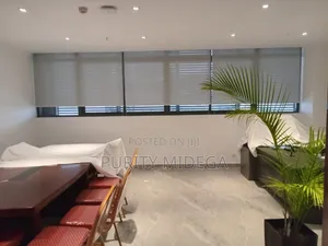 Elegant Sunscreen Blinds and Durable Fabrics