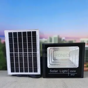 200w Solar Flood Light Outdoor Ip67 Waterproof Energy Saving Design