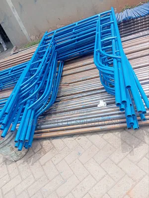 Stable Steel Scaffolding Ladder 2m Height Wide Base Support