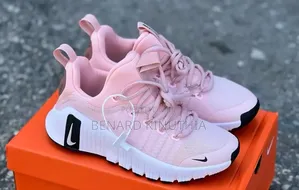 Nike Free Metcon Size 36-40