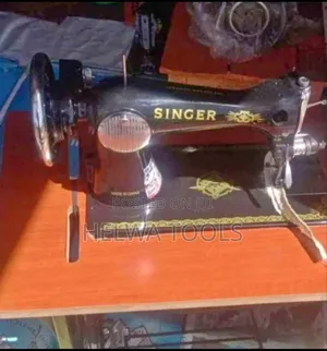 Singer Complete Sewing Machine/Domestic Sewing Machine