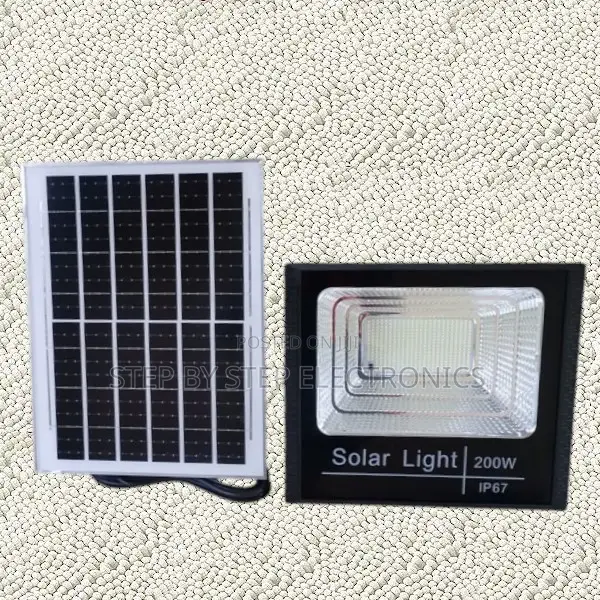 Reliable 200w Solar Flood Light Ip67 Waterproof for Outdoor Use