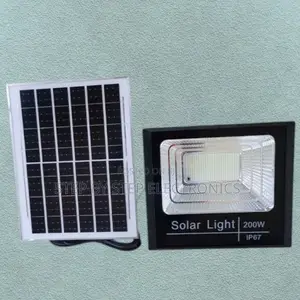200w Solar Flood Light Outdoor Ip67 Waterproof Energy Efficient