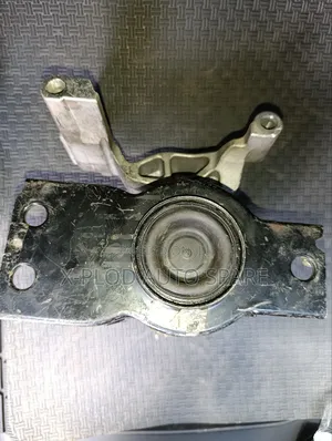 Nissan (Extrail, Dualis, Serena)-Mr20 Engine Mounting
