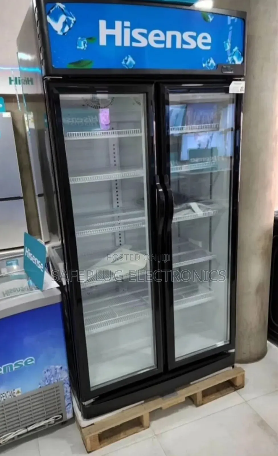 758 Litres Hisense Side-by-Side Showcase Chiller Fridge With Lock