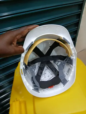 Safety Helmet With Double Chain Straps