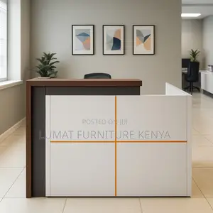 Customer Service Desk
