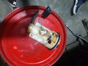 Wish 2005 Fuel Pump Ex Japan