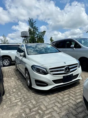 Mercedes-Benz B-Class B180 Petrol 2019 White