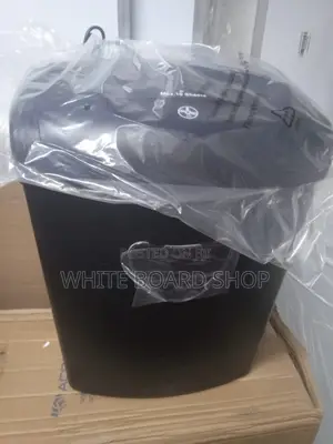 10-Sheet Cross-Cut Paper Shredder