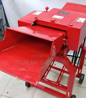 Heavy Duty Chaff Cutter Machine 900r/Min Rotation Speed 1000kg/H