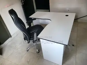 Pure White L-Shape Desk /Leather Chair