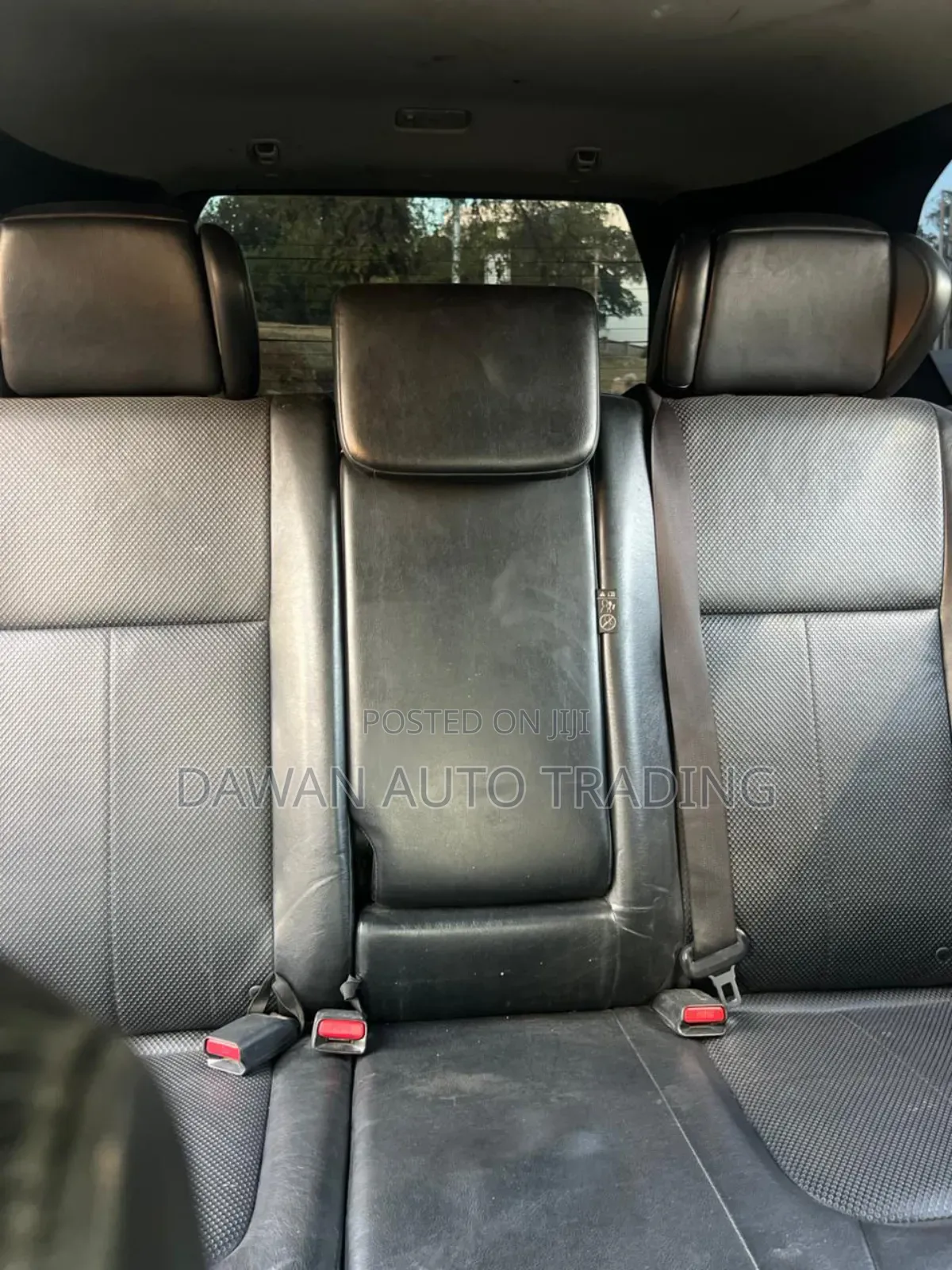 Toyota Vanguard 2012 Black