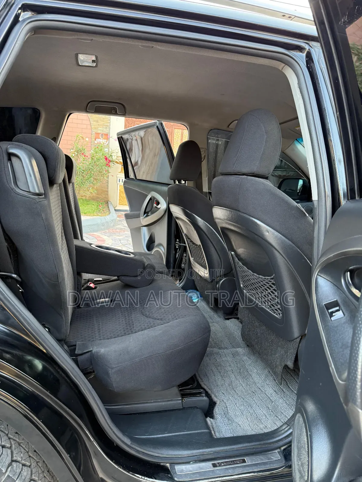 Toyota Vanguard 2012 Black