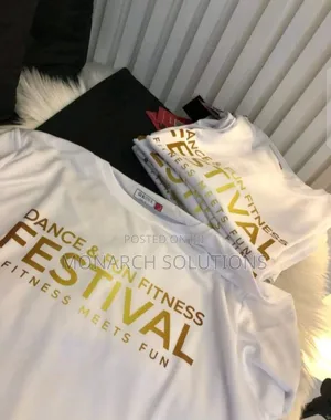 Tshirts Gold Print