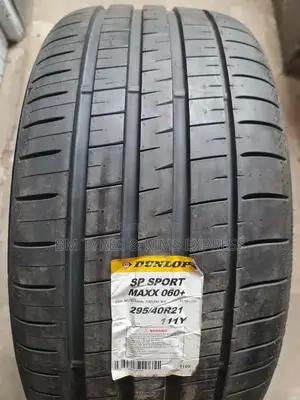 295 /40 R21 Dunlop Tyres (Japan)