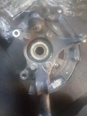 Toyota Vanguard Front Hub