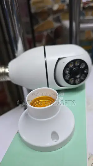 Wi-Fi Bulb Camera 360° Fish-Eye Smart Home Security Camera