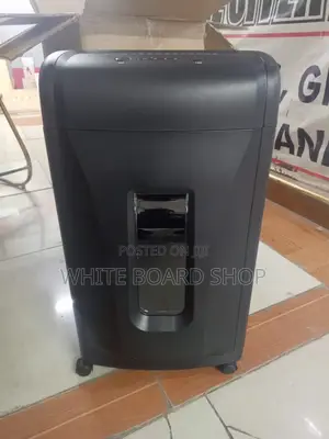 Cross-Cut Paper Shredder 22 Sheets Capacity