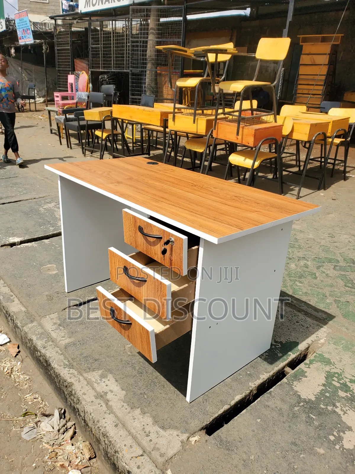 Study Tables 1.2m