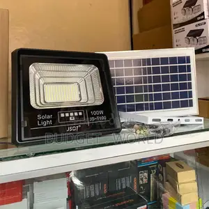 *Ultra Bright 100w Large Capacity Inbuilt Battery//Solar Led Light*