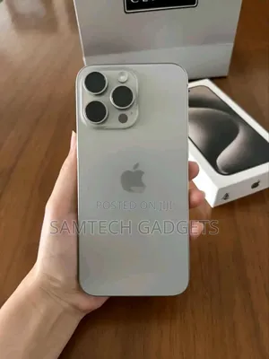 Apple iPhone 15 Pro Max 512 GB Silver