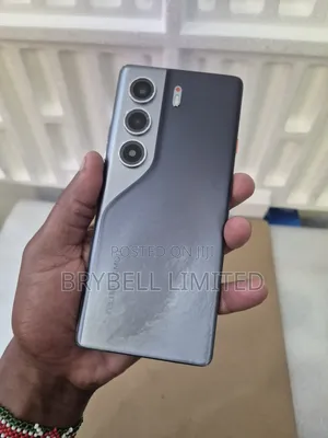Tecno Camon 40 Pro 256 GB Gray