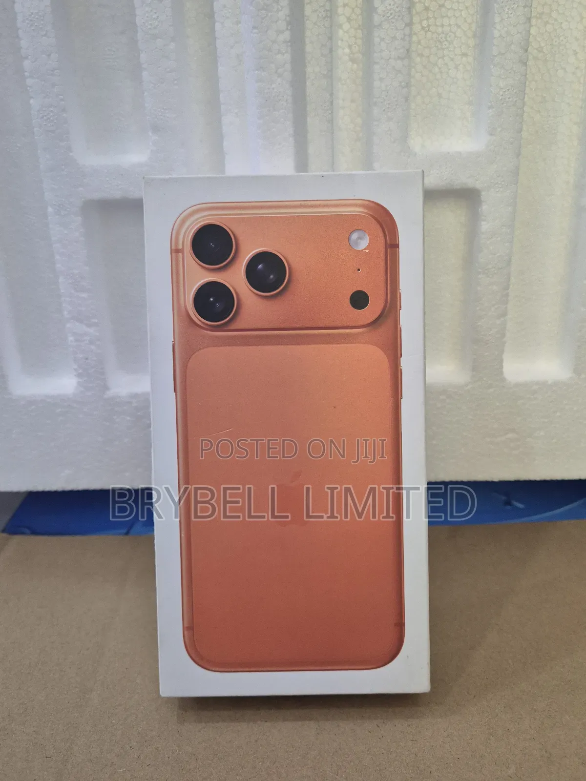New Apple iPhone 17 Pro Max 256 GB Orange