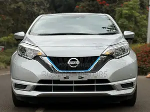Nissan Note 2018 Silver