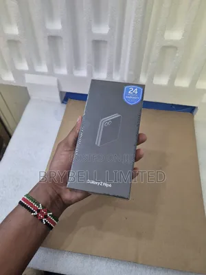 New Samsung Galaxy Z Flip6 256 GB Silver