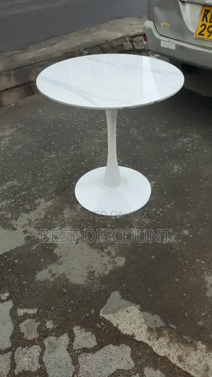 Elegant Round Marble Dining Table