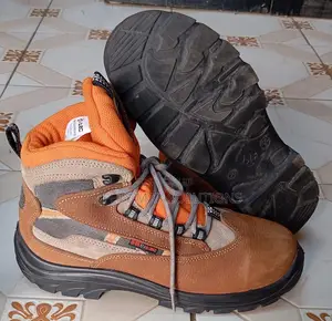 Safety Boots/Exu Uk Mtumba Safety Boots