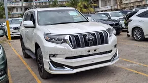 Toyota Land Cruiser Prado 2.8 2019 White