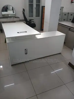 Office Desk – Elegant Functional