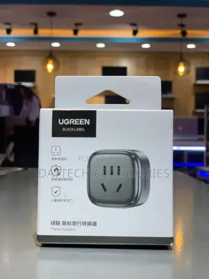 Ugreen Black Label Travel Adapter.