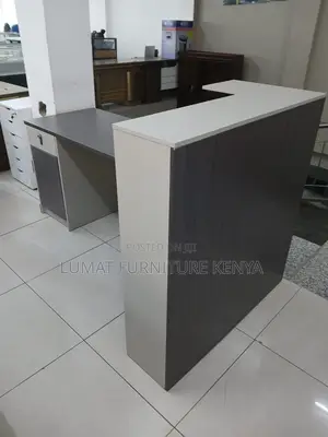 Reception Desk – Stylish, Functional Welcoming