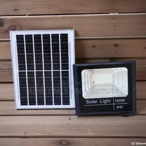 Powerful 100w Ip67 Waterproof Solar Flood Light With Inbuilt Battery