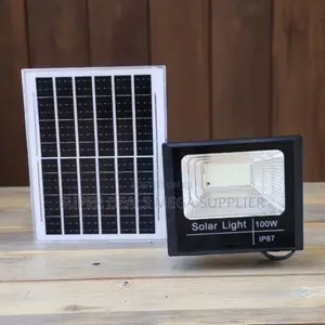 Energy Saving 100 Watts Solar Powered Flood Light Ip67 for Outdoor Use